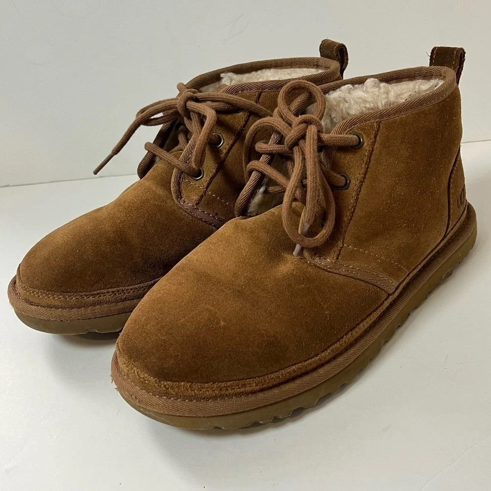 UGG Neumel II Boots Chestnut Suede Big Kids Size 6